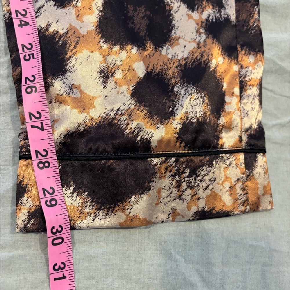 Donna Salyers Leopard Print Pajama Set Silky Glam Lounge Mobwife Small - Picture 13 of 13